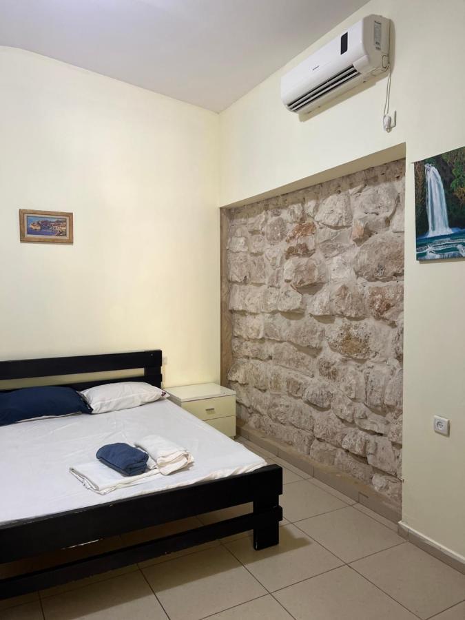 Grin-Motel Haifa Eksteriør billede