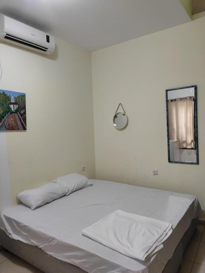 Grin-Motel Haifa Eksteriør billede