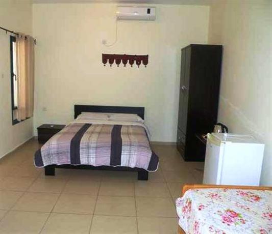 Grin-Motel Haifa Eksteriør billede